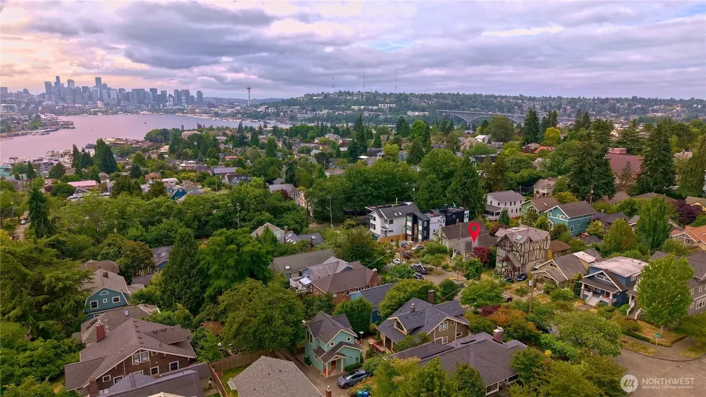4017 Corliss Avenue N Seattle WA 98103