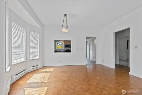 4017 Corliss Avenue N Seattle WA 98103