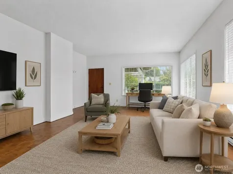 4017 Corliss Avenue N Seattle WA 98103