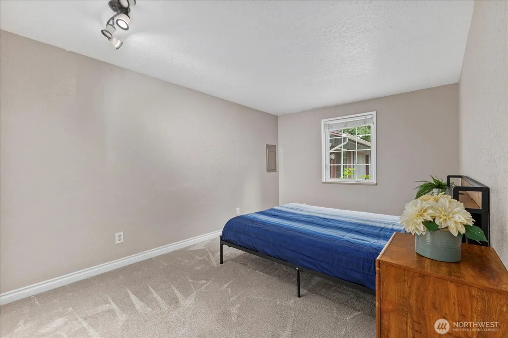 29832 Kent Black Diamond Road SE Kent WA 98042