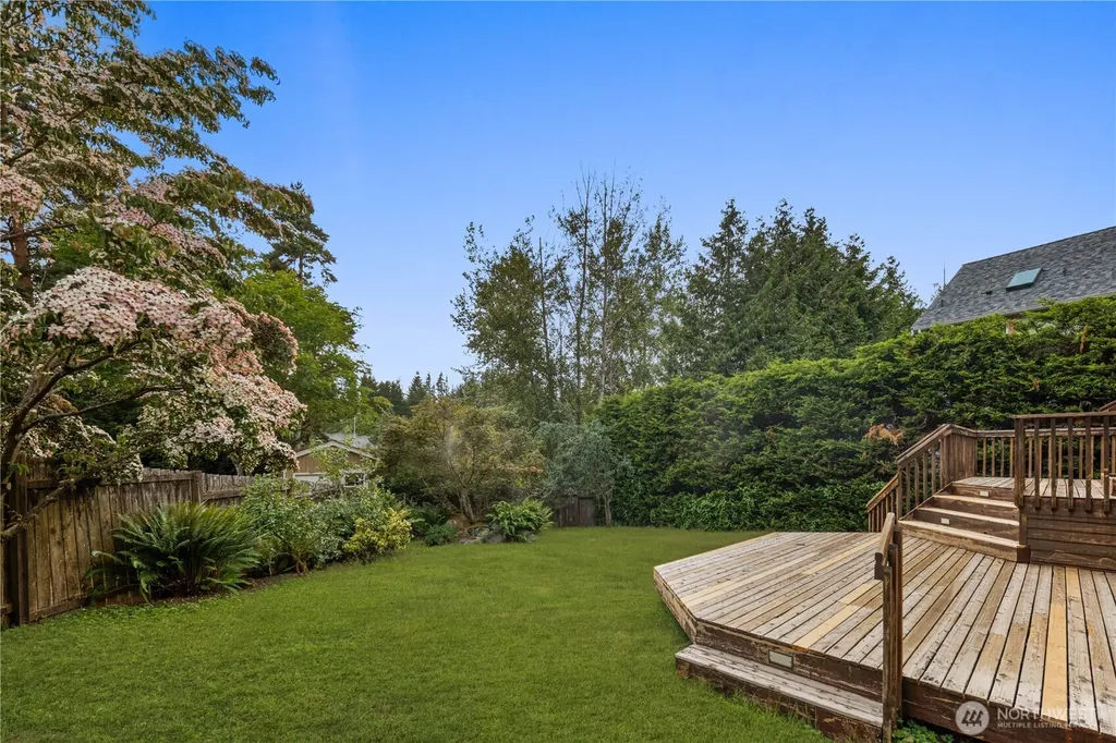 6011 156th Avenue NE Redmond WA 98052