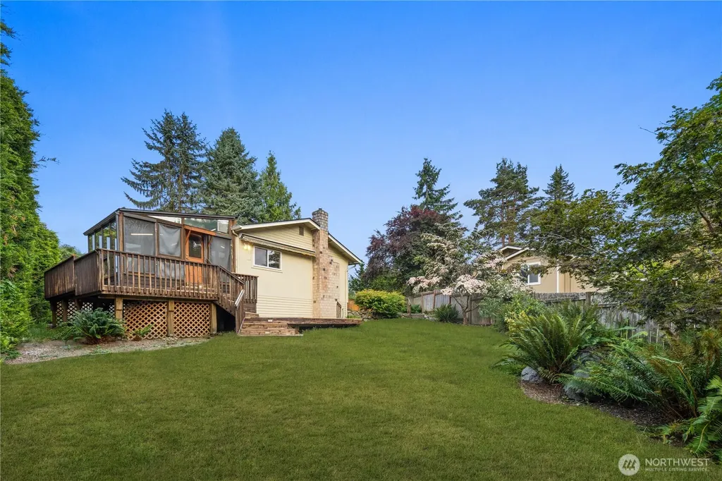 6011 156th Avenue NE Redmond WA 98052