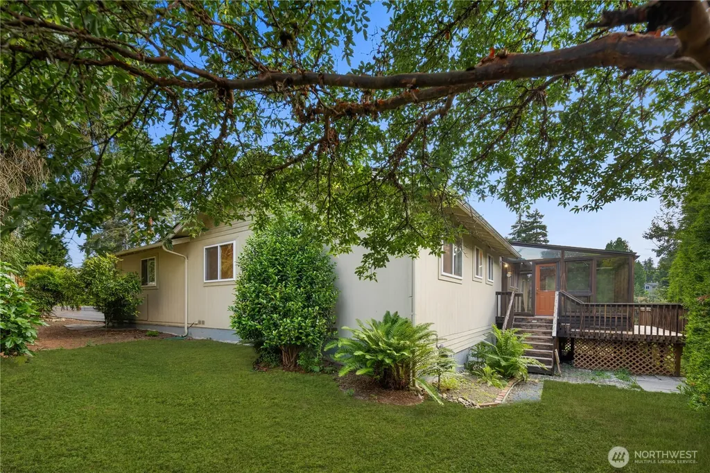 6011 156th Avenue NE Redmond WA 98052