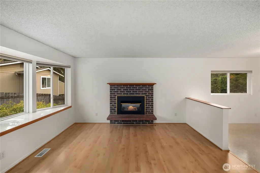 6011 156th Avenue NE Redmond WA 98052