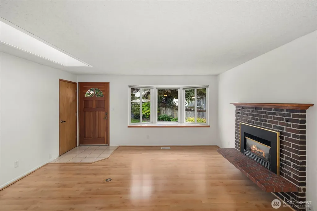 6011 156th Avenue NE Redmond WA 98052