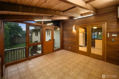 6011 156th Avenue NE Redmond WA 98052