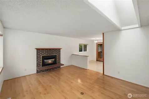 6011 156th Avenue NE Redmond WA 98052
