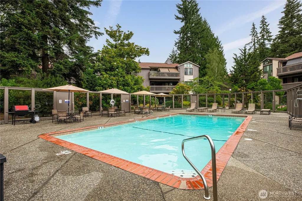 6124 NE 140th Street Seattle WA 98125