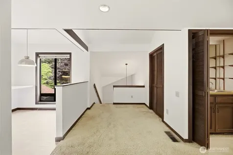 6124 NE 140th Street Seattle WA 98125
