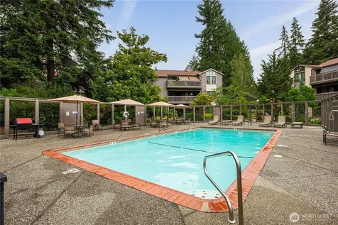 6124 NE 140th Street Seattle WA 98125