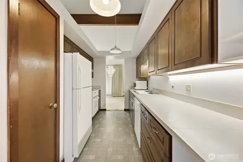 6124 NE 140th Street Seattle WA 98125