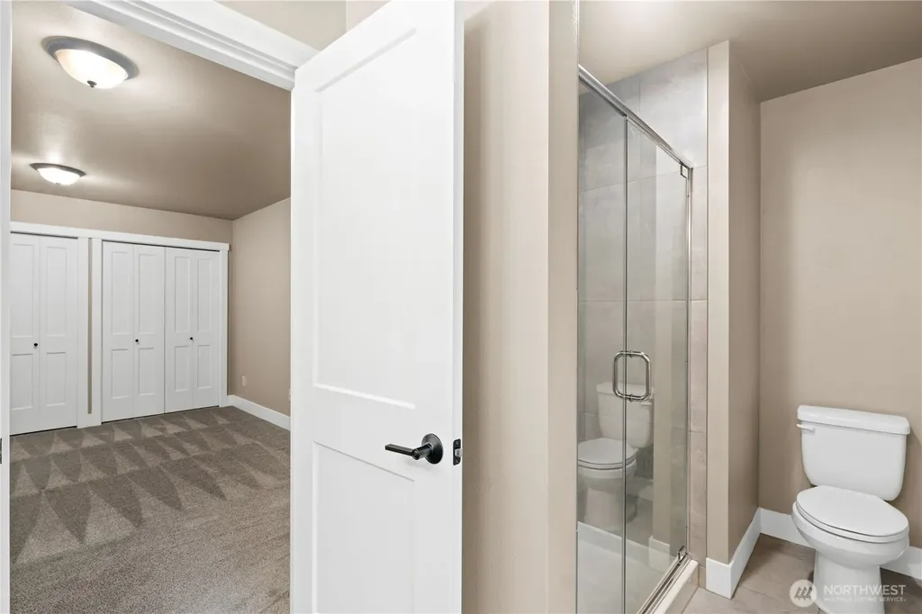11 Tumbling Water Drive Bellingham WA 98229