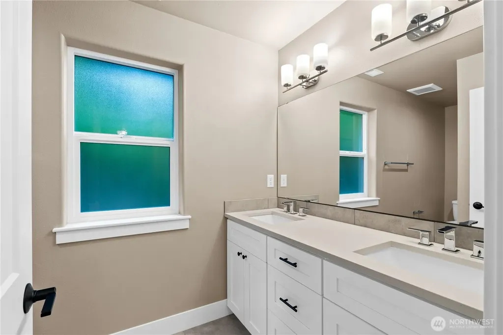 11 Tumbling Water Drive Bellingham WA 98229
