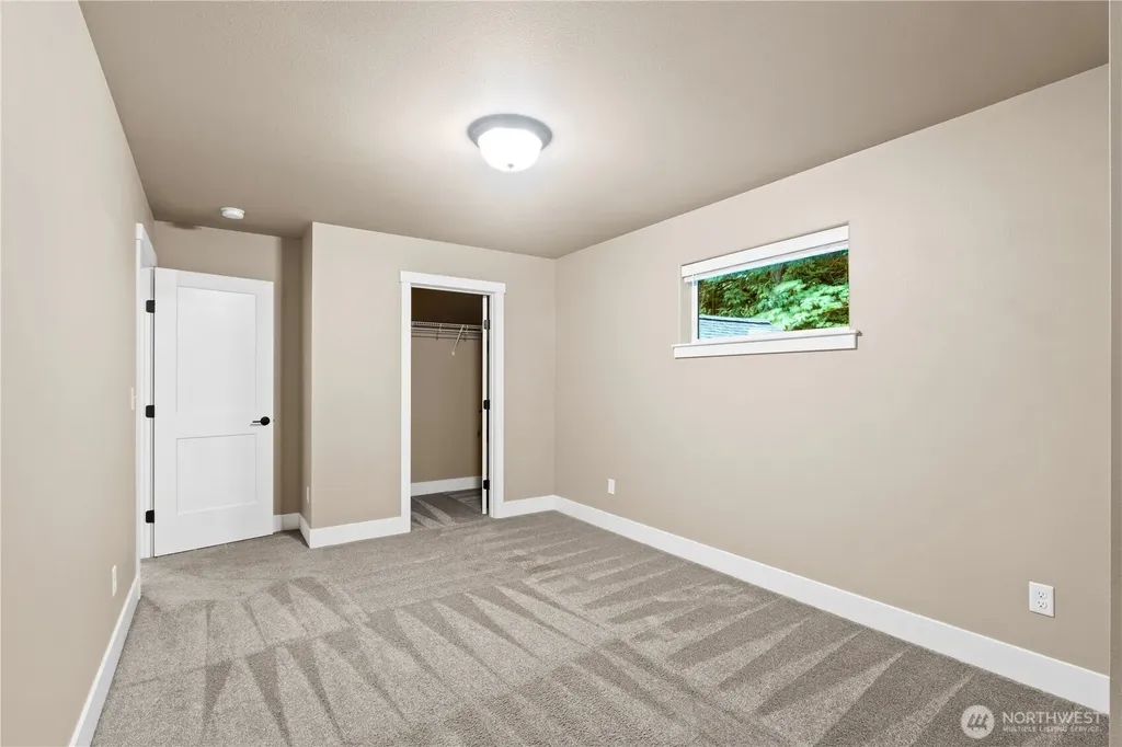 11 Tumbling Water Drive Bellingham WA 98229