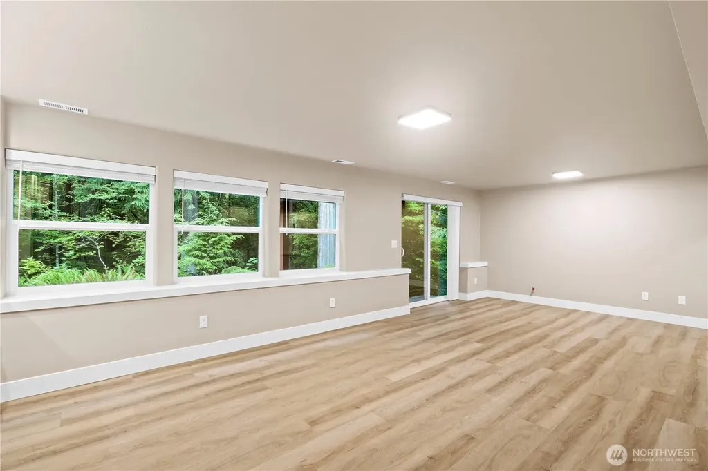 11 Tumbling Water Drive Bellingham WA 98229