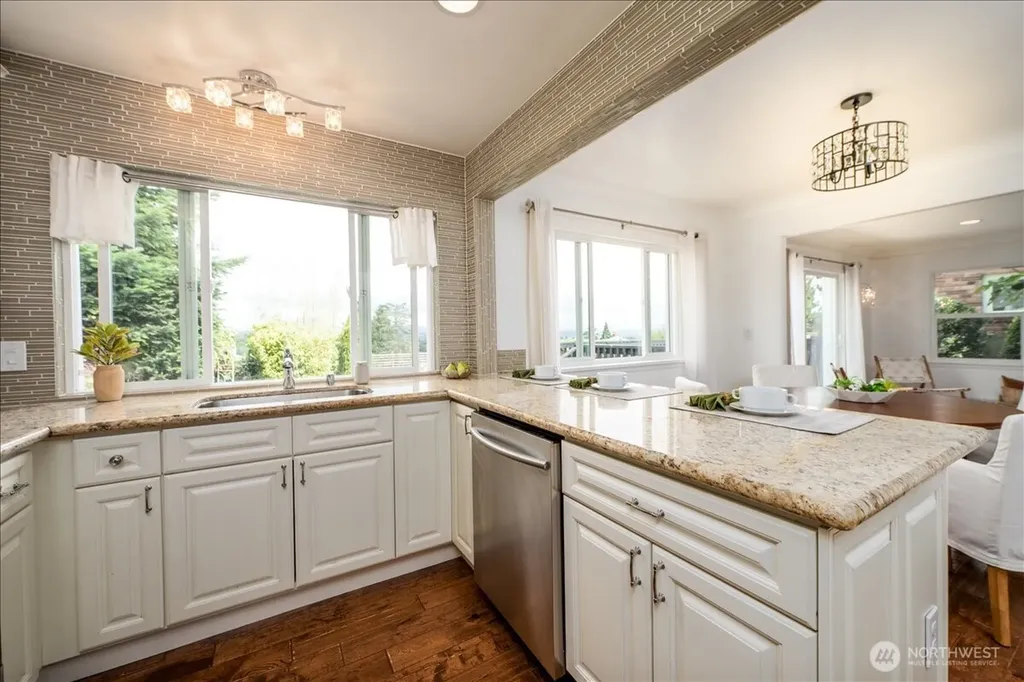 5018 28th Avenue S Seattle WA 98108