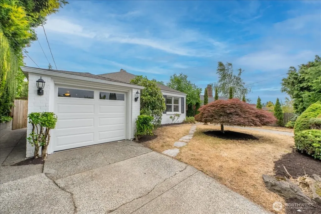 5018 28th Avenue S Seattle WA 98108