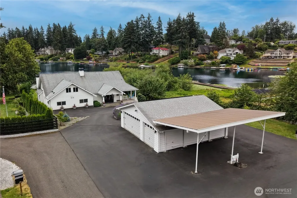 25860 136th Avenue SE Kent WA 98042