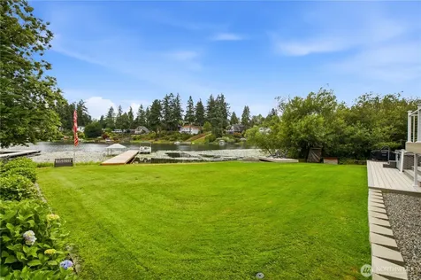 25860 136th Avenue SE Kent WA 98042