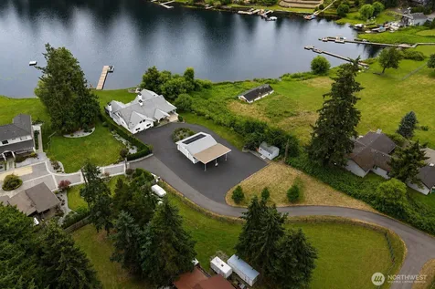 25860 136th Avenue SE Kent WA 98042