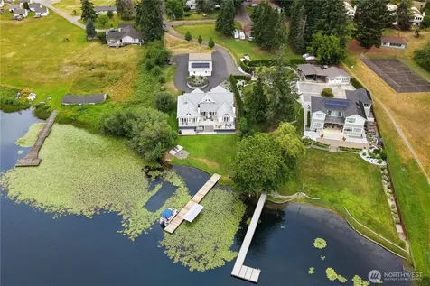 25860 136th Avenue SE Kent WA 98042