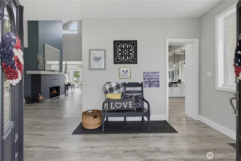 25860 136th Avenue SE Kent WA 98042