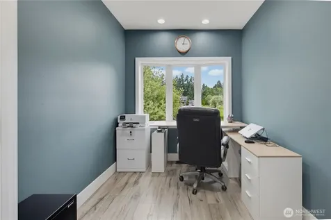 25860 136th Avenue SE Kent WA 98042