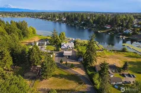 25860 136th Avenue SE Kent WA 98042