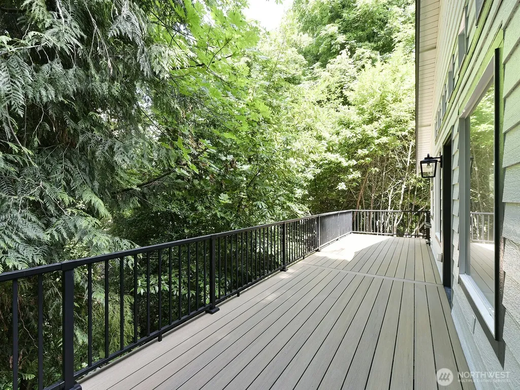 8529 29th Avenue NW Seattle WA 98117