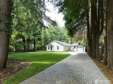 8529 29th Avenue NW Seattle WA 98117
