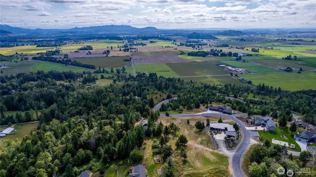 7583 Avalon Heights Way Sedro Woolley WA 98284