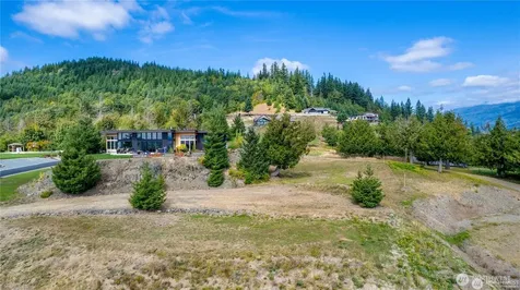 7583 Avalon Heights Way Sedro Woolley WA 98284