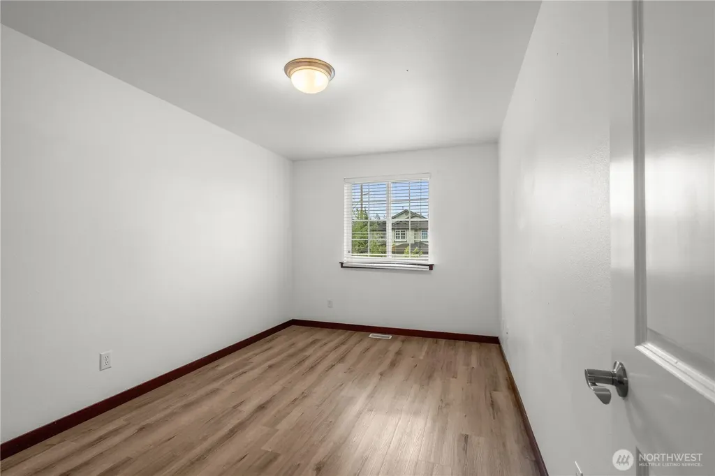 18410 42nd Avenue SE Bothell WA 98012