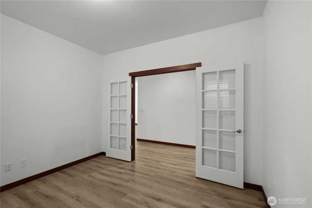 18410 42nd Avenue SE Bothell WA 98012