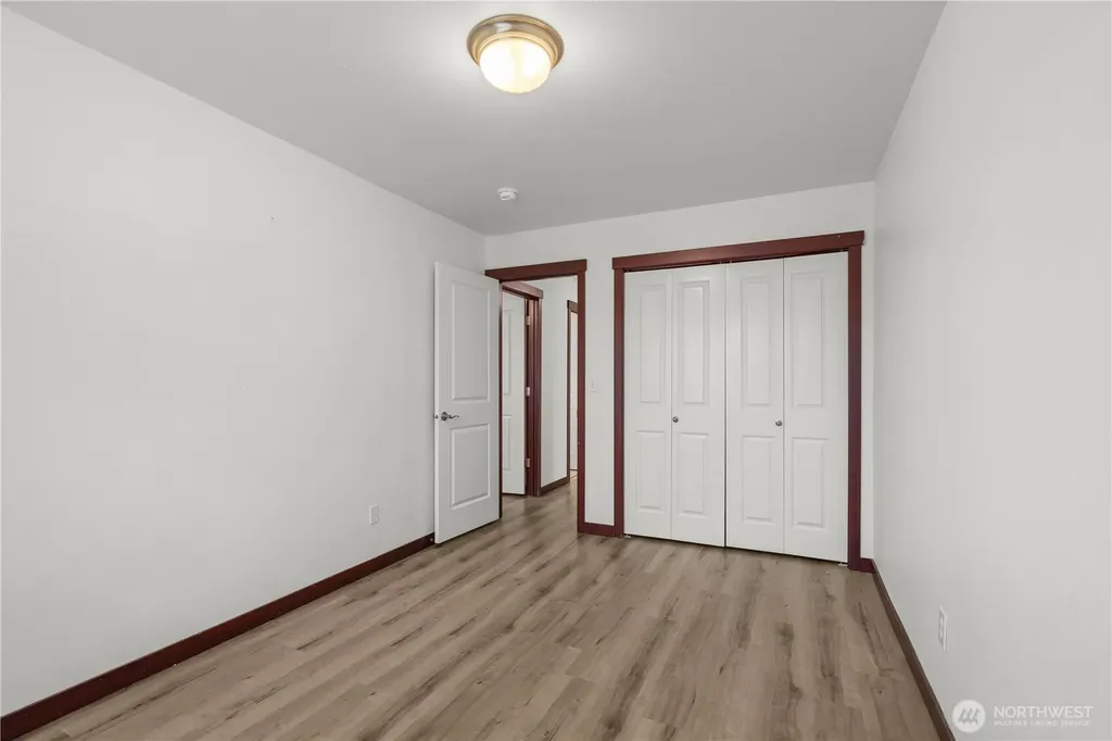 18410 42nd Avenue SE Bothell WA 98012