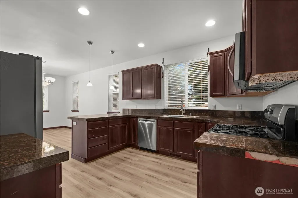 18410 42nd Avenue SE Bothell WA 98012