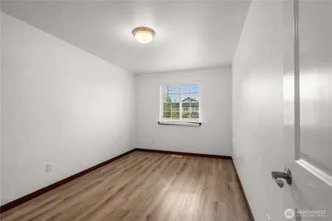 18410 42nd Avenue SE Bothell WA 98012