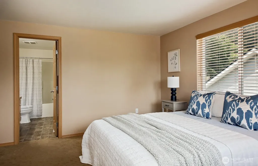 2591 Hillis Drive Langley WA 98260