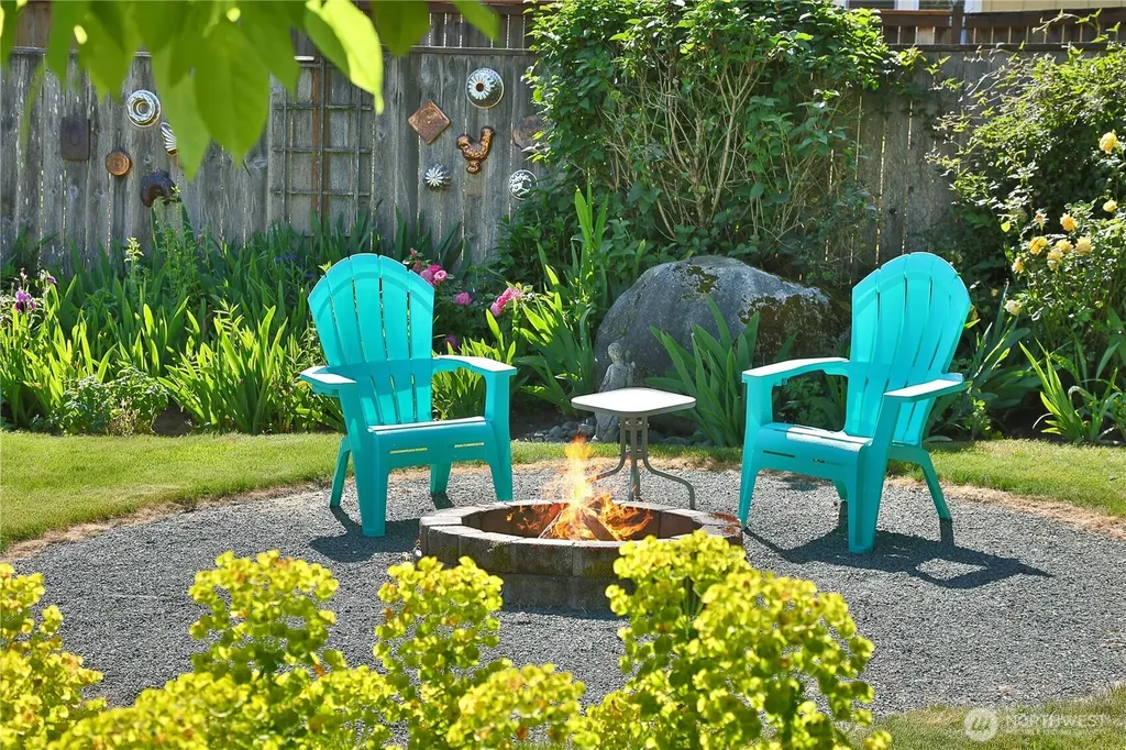 2591 Hillis Drive Langley WA 98260