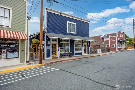 10 Front Street NW Coupeville WA 98239