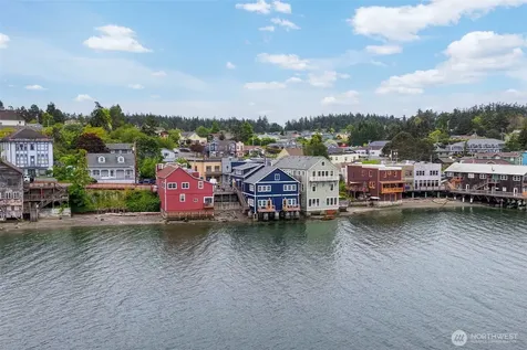 10 Front Street NW Coupeville WA 98239