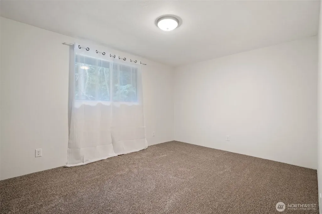 9125 Central Valley Road NE Bremerton WA 98311