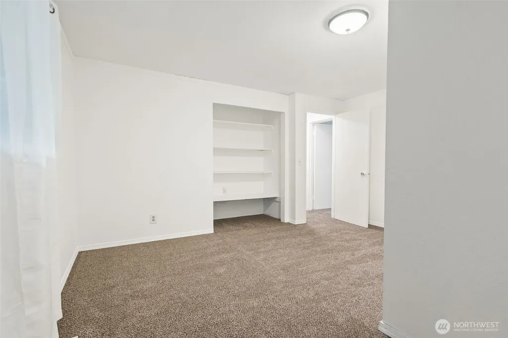 9125 Central Valley Road NE Bremerton WA 98311
