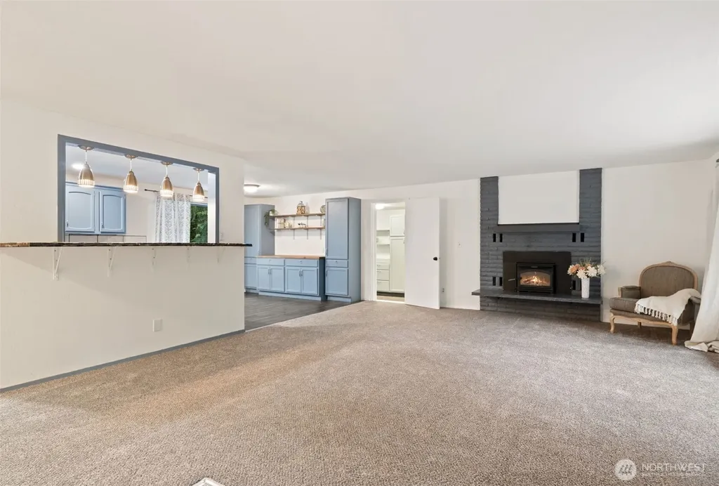 9125 Central Valley Bremerton WA 98311