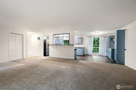 9125 Central Valley Bremerton WA 98311