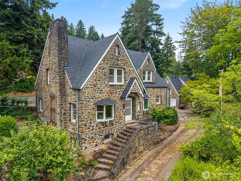 110 Sanderson Road Chehalis WA 98532