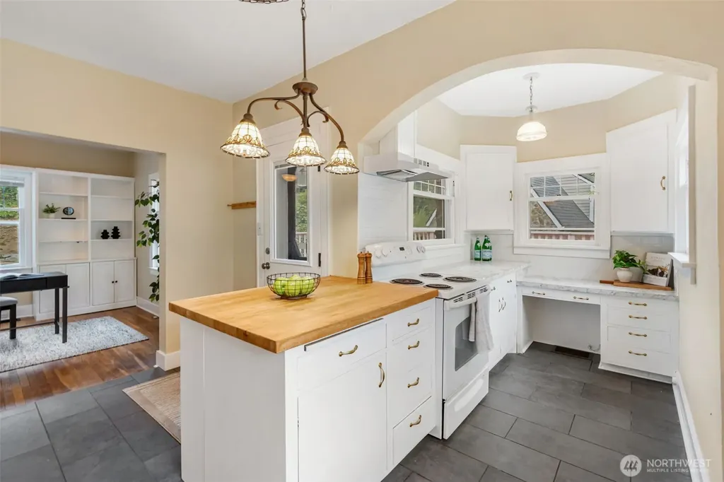110 Sanderson Road Chehalis WA 98532