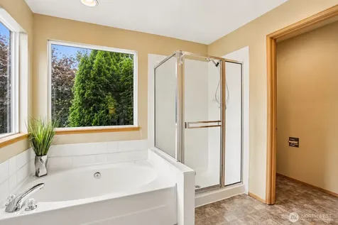 13120 SE 223rd Court Kent WA 98031