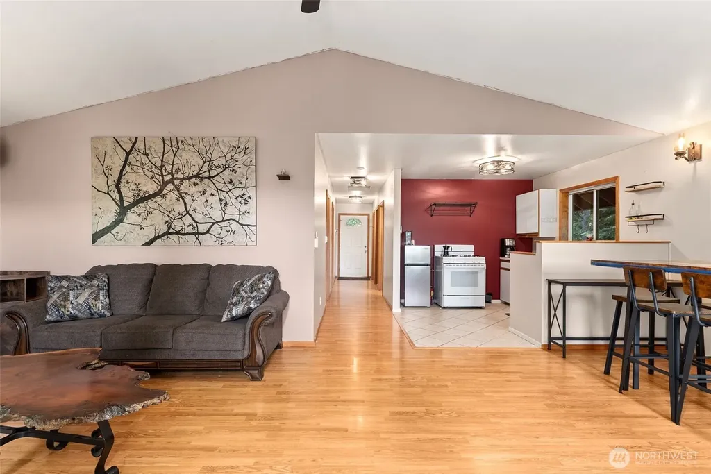5001 N Forest Service Road 4832 Easton WA 98925