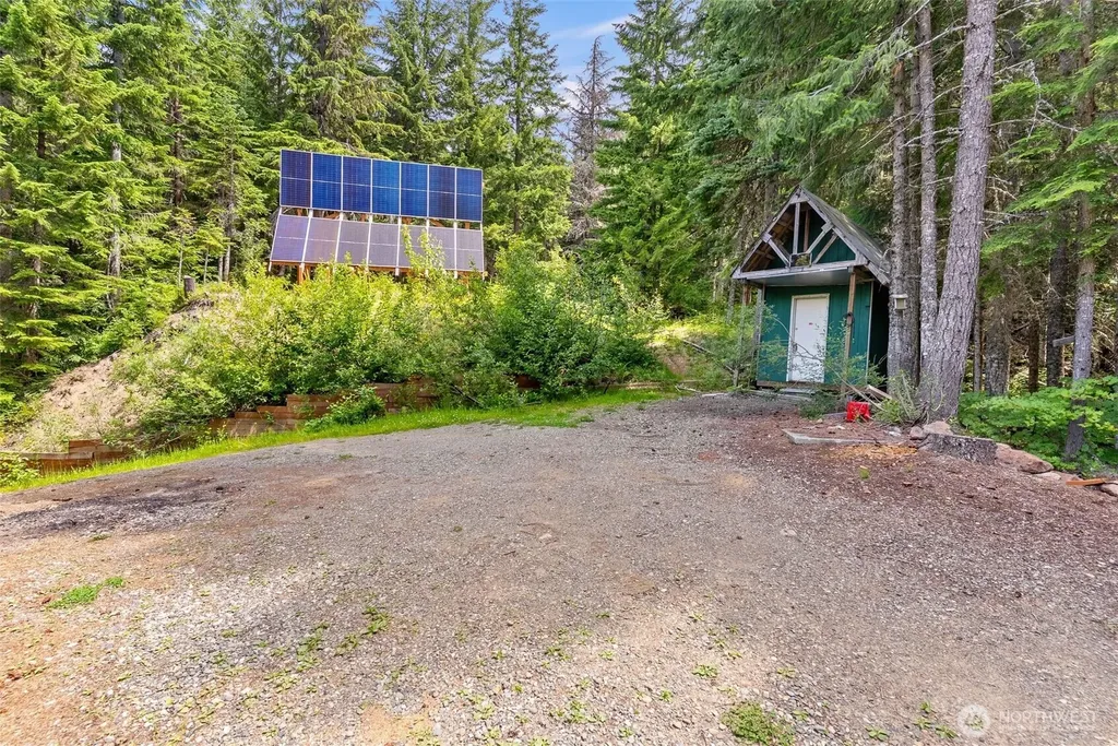 5001 N Forest Service Road 4832 Easton WA 98925
